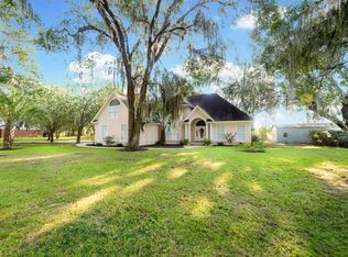 970 Oak Creek Rd, Riceboro, GA 31323