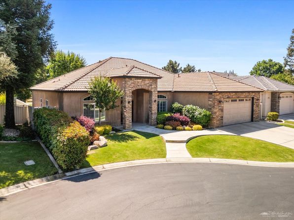 9005 Via Lugano, Bakersfield, CA 93312