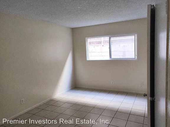 5th image of 6030 Hazelhurst Pl APT 4