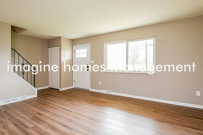 4012 Vira Rd — Photo 3