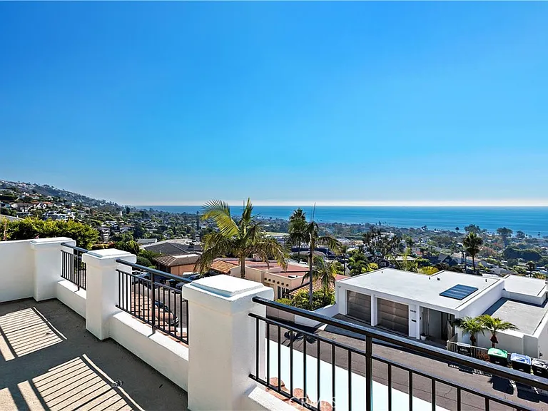 1050 Skyline Dr — Photo 17
