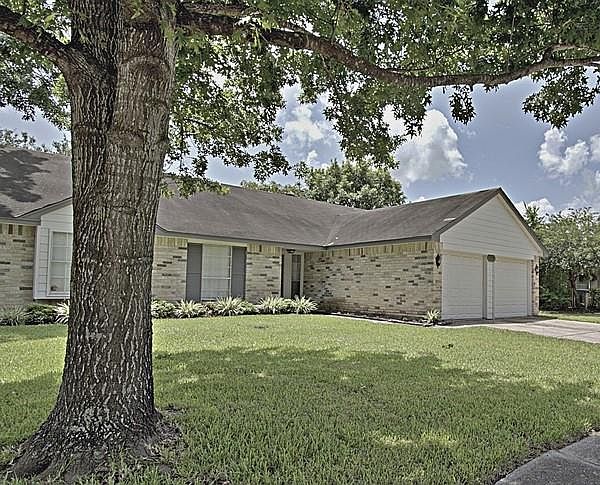 1st image of 5107 Rivertree Ln