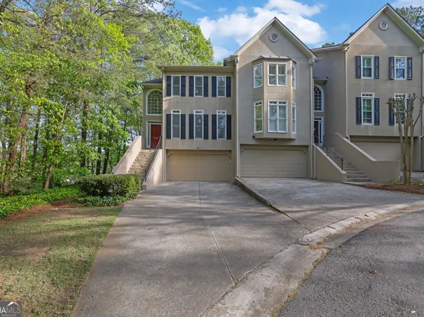 2588 Oakwood Way SE, Smyrna, GA 30080