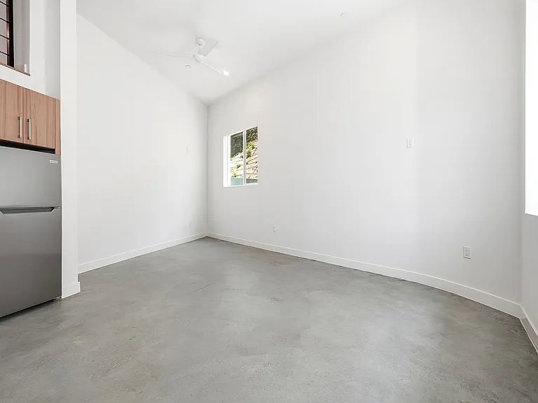 Step Designer Studio Community Living — Photo 98