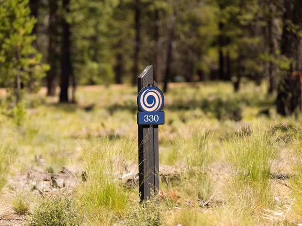 18235 Basalt Ln #330, Bend, OR 97707