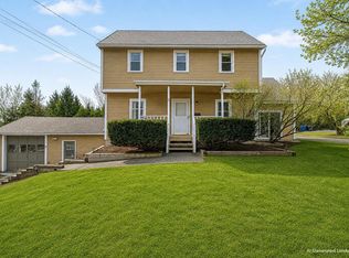 8 South St, Essex Junction, VT 05452