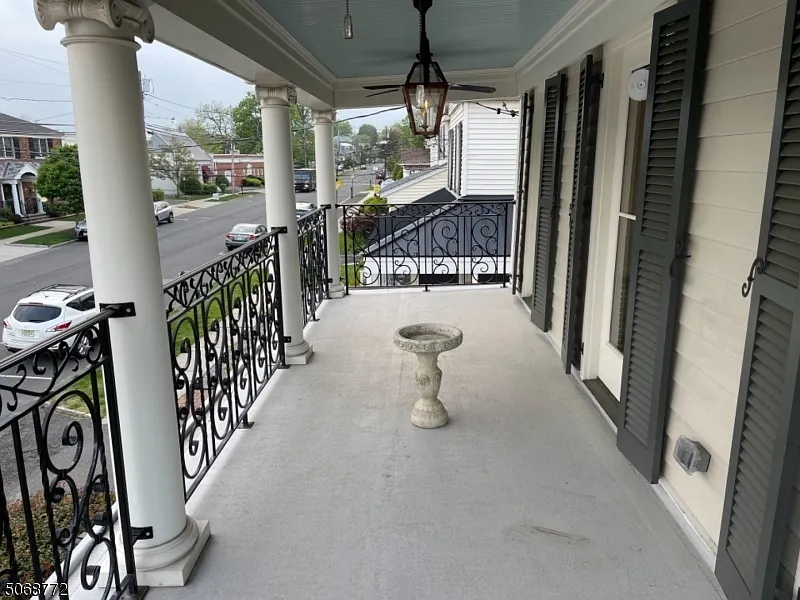 2 bed, 2.0 bath, $3,000 — Photo 3