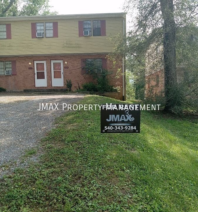 1st image of 1629 Redwood Rd SE #1629