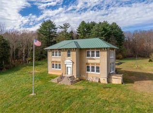 59 Academy Aly, Brownsburg, VA 24415