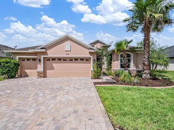 27205 Hawks Nest Cir, Wesley Chapel, FL 33544