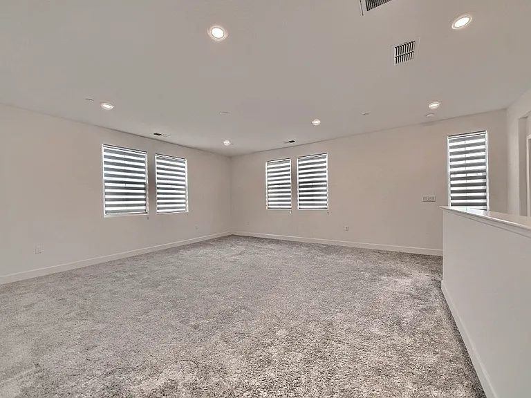 10918 Miacomet Ct — Photo 33