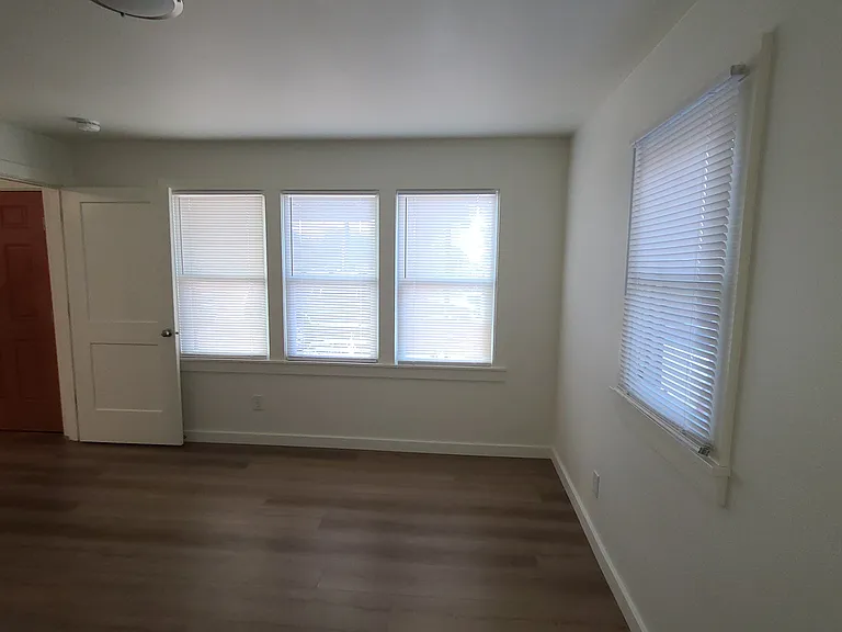 1787 Pine St #1 — Photo 12