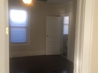 1736 Hawthorne Ln, Charlotte, NC 28205