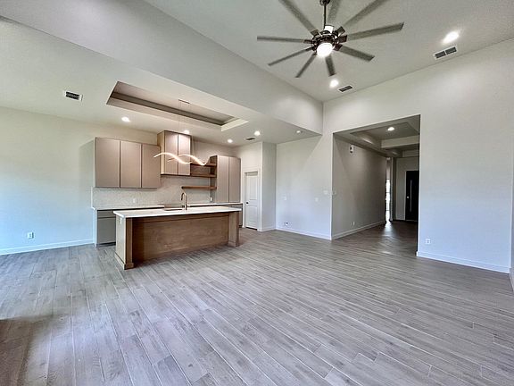 5th image of 5534 Marble Falls St