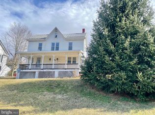 11 Richard St, Berkeley Springs, WV 25411