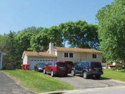 7341 Brunswick Ave N, Brooklyn Park, MN, 55443