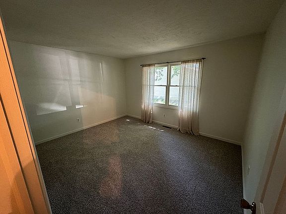 5th image of 1810 Stonehedge Ln