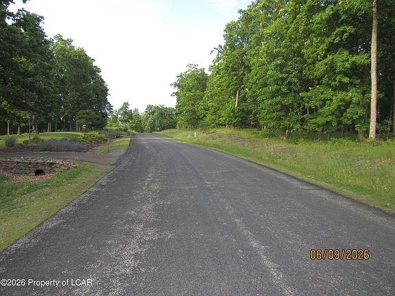 4th image of 80 Scenicview Dr