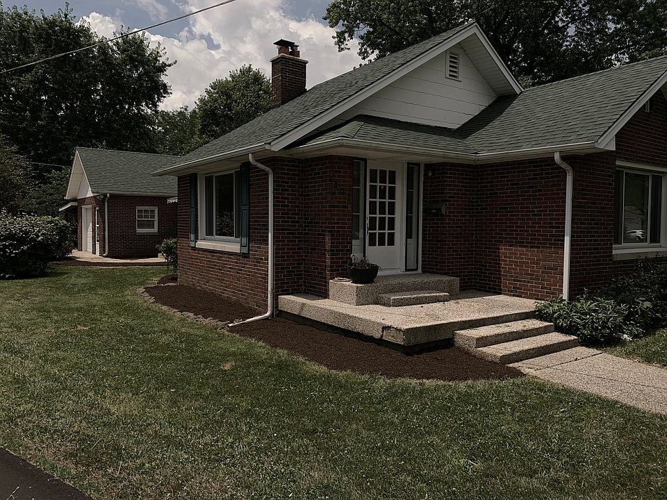 1st image of 302 Raines St