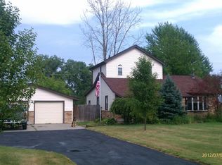 21823 Middlebelt Rd, New Boston, MI 48164