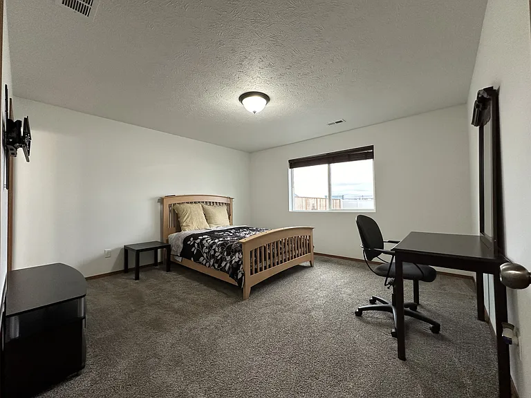 10324 W 9th Ave — Photo 11