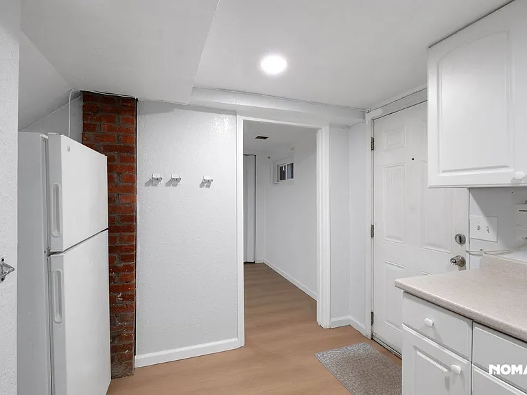 9023 48th Pl — Photo 12