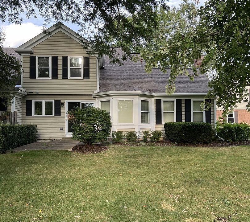 2nd image of 296 Country Club Dr