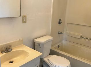 126 Millbury St APT 3L, Worcester, MA 01610