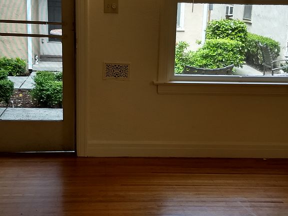 Front door/front room