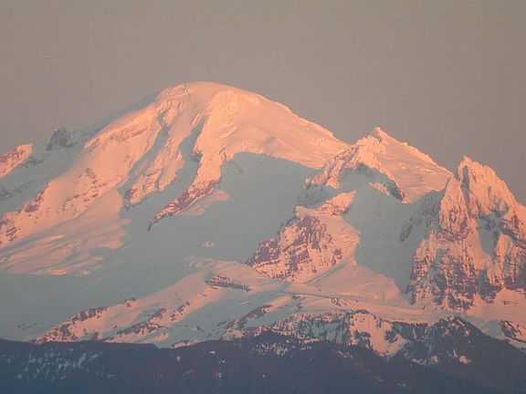 Mt Baker zoom-in @ sunset