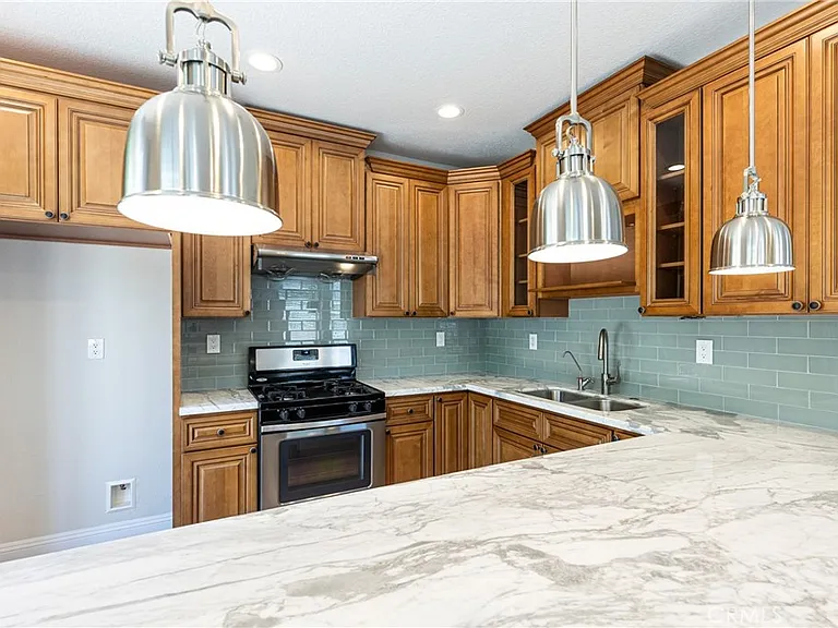 91 Seacountry Ln — Photo 10
