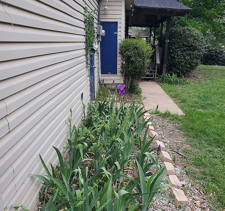 1st image of 620 Whisperview Cir