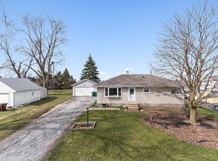 25402 S Sangamon St, Crete, IL 60417