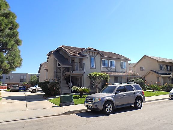 2nd image of 16662 Island Cir APT 2