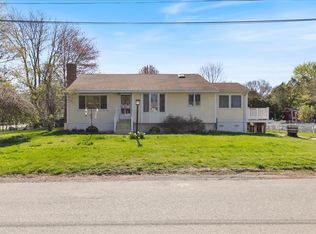2 Rolling Hill Ave, Plaistow, NH 03865