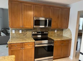 7740 Stone Harbour Dr APT 2, Lake Worth, FL 33467