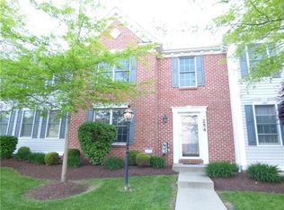 254 Overlook Ct, Coraopolis, PA 15108