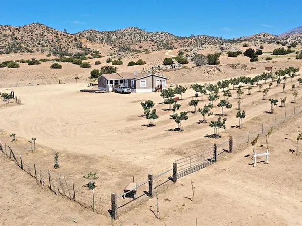 36005 Big Springs Dr, Caliente, CA 93518