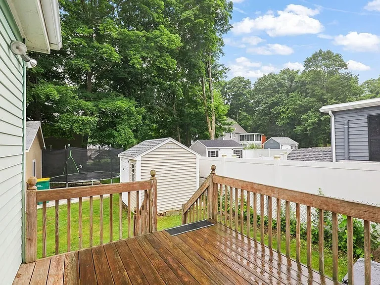 10 Cottage St #10 — Photo 31