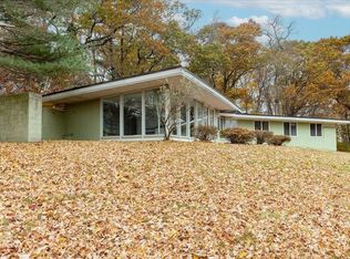 96 Argilla Rd, Ipswich, MA 01938