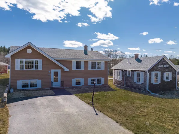 43 Backfield Road, Beals, ME 04611