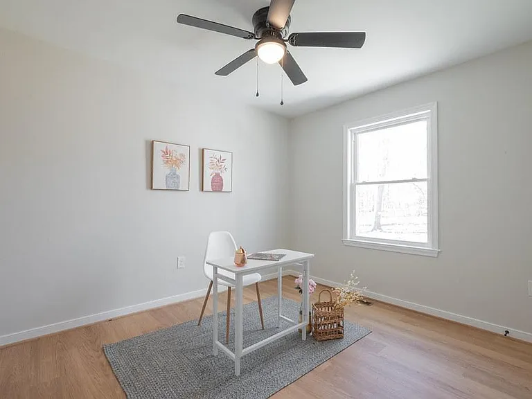 2247 Mountain View Rd — Photo 14