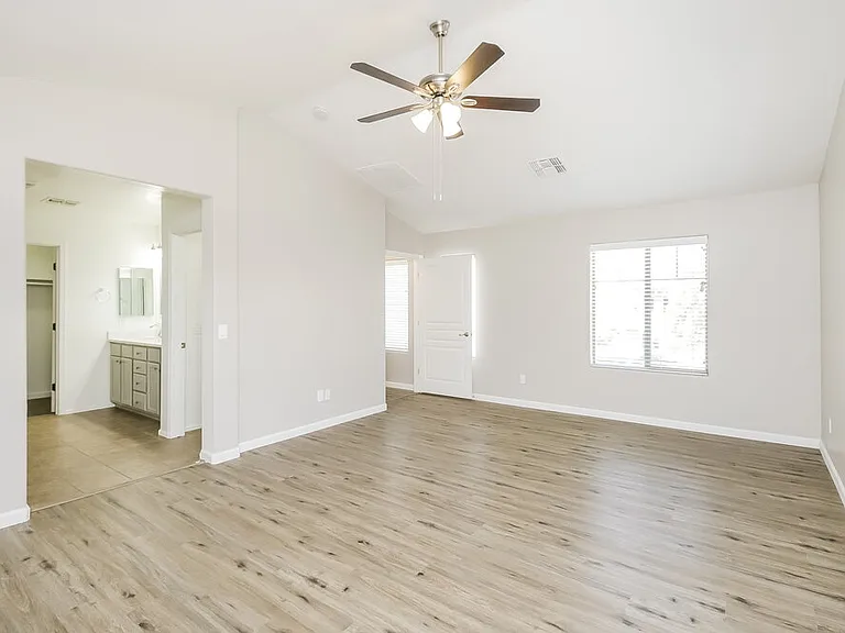 3869 E Claxton Ave — Photo 11