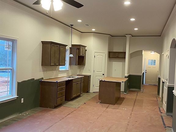 5th image of 519 Timberwood Dr