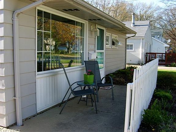 2nd image of 2828 7th St