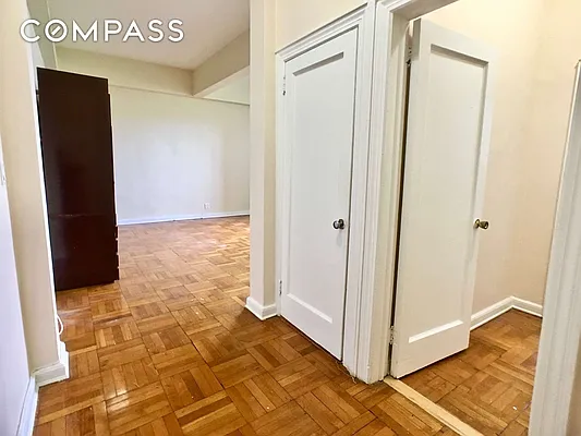 Rented by Compass | media 18