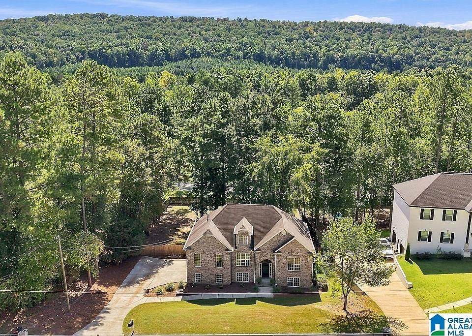 1st image of 237 Arbor Ct