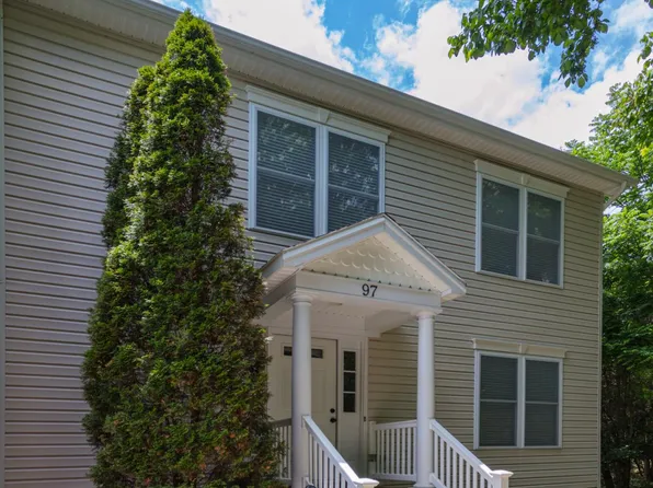 97 Trimmer Trl, Lexington, VA 24450