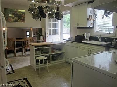 4th image of 3183 Van Aken Blvd