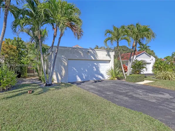 5703 Ainsley Ct, Boynton Beach, FL 33437